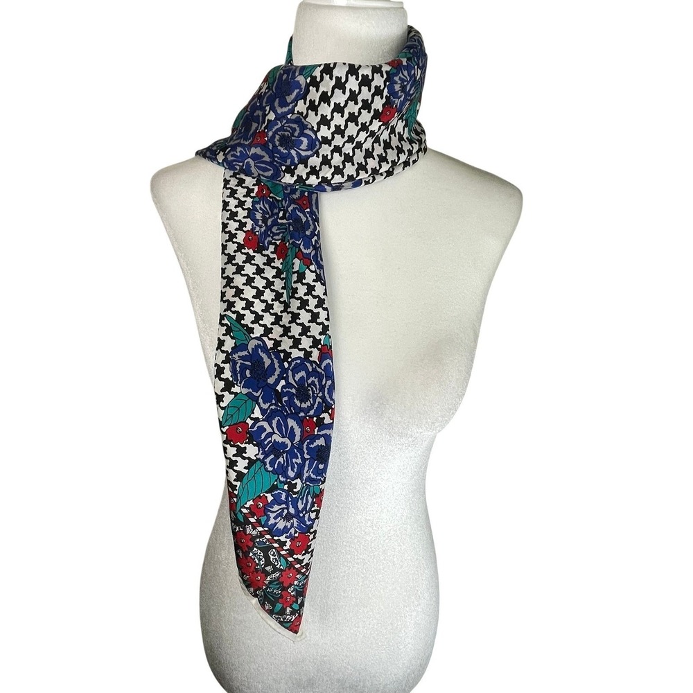 VTG 1989 Ginnie Johansen Silk Scarf Houndstooth Floral Blue Red Made in Japan